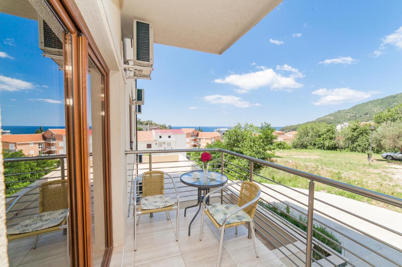 Welcome Apartments Petrovac Kültér fotó