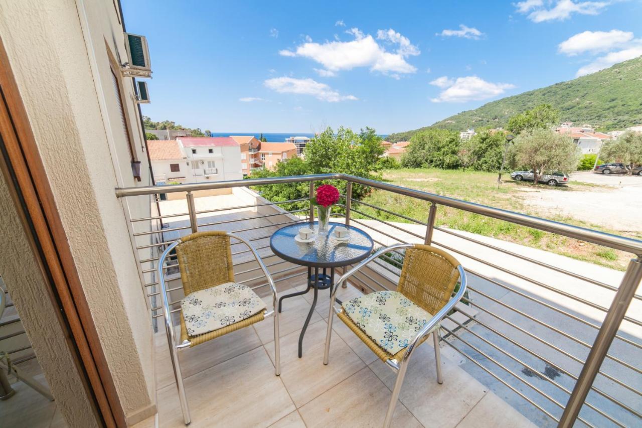 Welcome Apartments Petrovac Kültér fotó